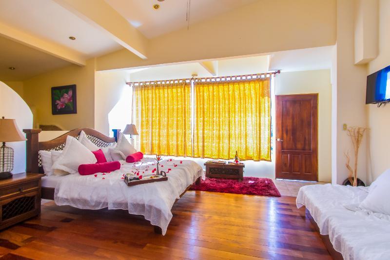 Issimo Suites Boutique Hotel & Spa - Adults Only Мануэль-Антонио Экстерьер фото
