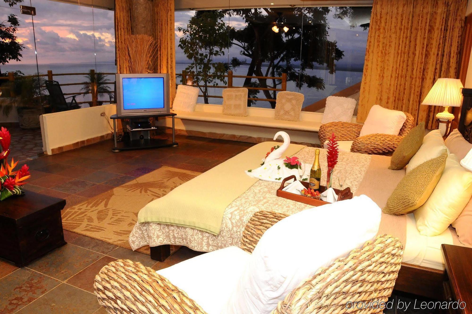 Issimo Suites Boutique Hotel & Spa - Adults Only Мануэль-Антонио Экстерьер фото