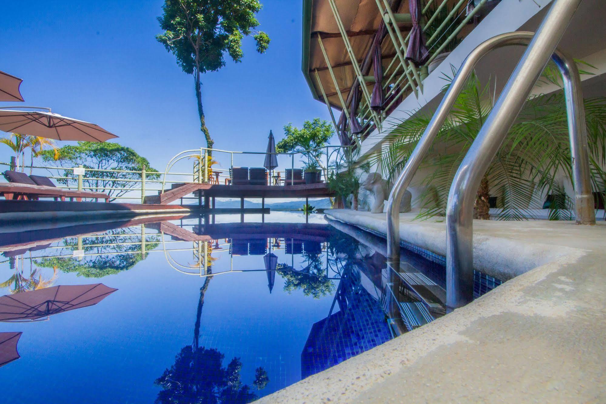 Issimo Suites Boutique Hotel & Spa - Adults Only Мануэль-Антонио Экстерьер фото